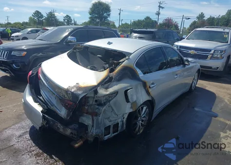 2017 Infiniti Q50 3.0T Premium z USA, uszkodzony, nr VIN JN1EV7AP6HM738453